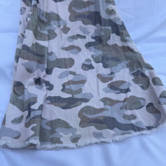 Peach Love California Camouflage Flare Jeans - Picture 2 of 4